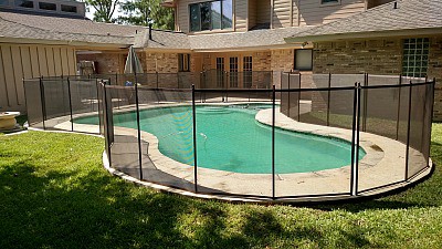 Guaranteed Lifetime Warranty On Swim Pool Fence-1