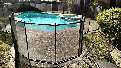 Guaranteed Lifetime Warranty On Pool Fence-2