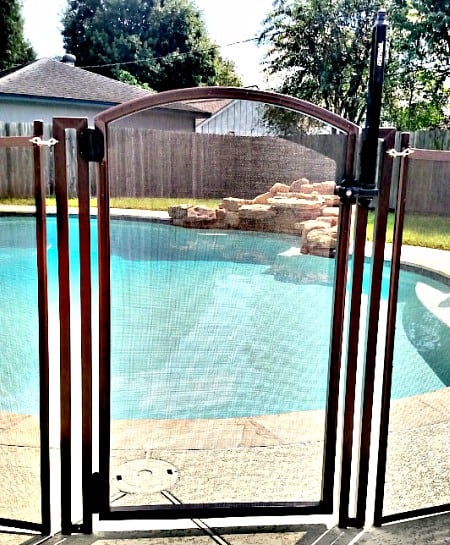 swim pool gates save children's life