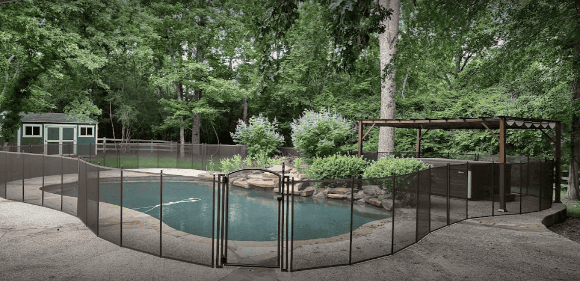 benefits of a removable mesh pool fence